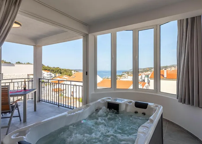 Hot Tub Sea View * Hvar Town